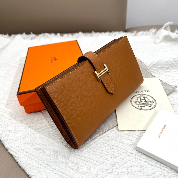 エルメス財布コピー背面デザイン